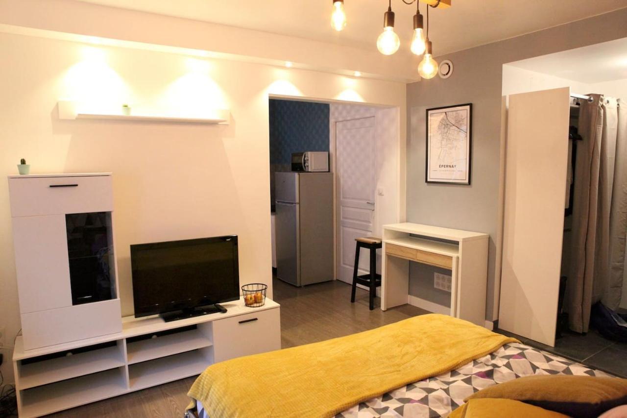 Studio Hyper Centre Ville Epernay - Champagne 外观 照片