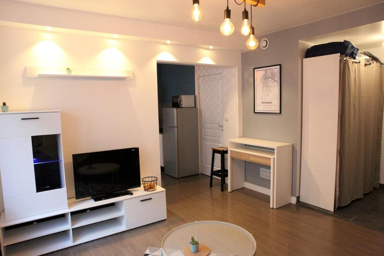 Studio Hyper Centre Ville Epernay - Champagne 外观 照片